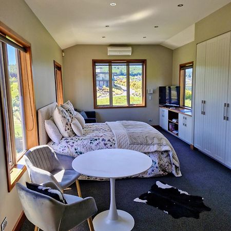 Studio Nestled In Ridgecrest Wanaka Eksteriør billede